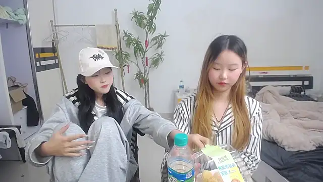 Babygirls523 online show from 10.23.25