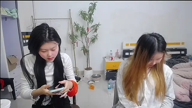 Babygirls523 online show from 10.26.25