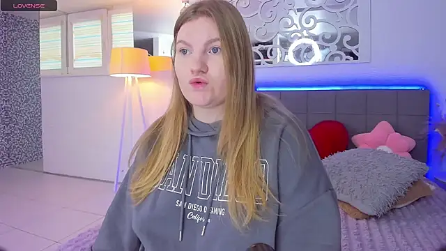 AshleyJoness online show from 02.25.26