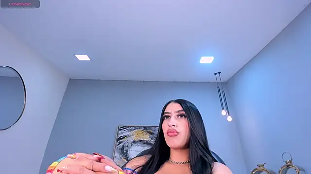 LeahLombardi  online show from 10.16.25