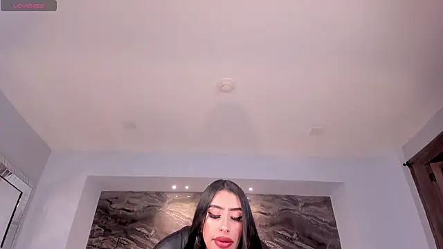 LeahLombardi  online show from 03.25.26