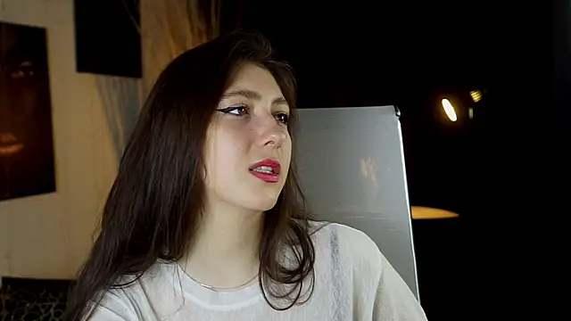 Mary Miiller online show from 03.03.26