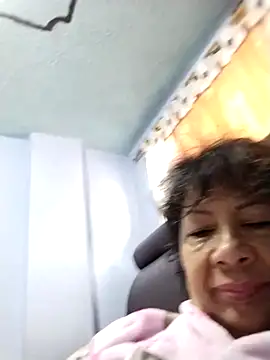 OliviaMorris1 online show from 12.04.25