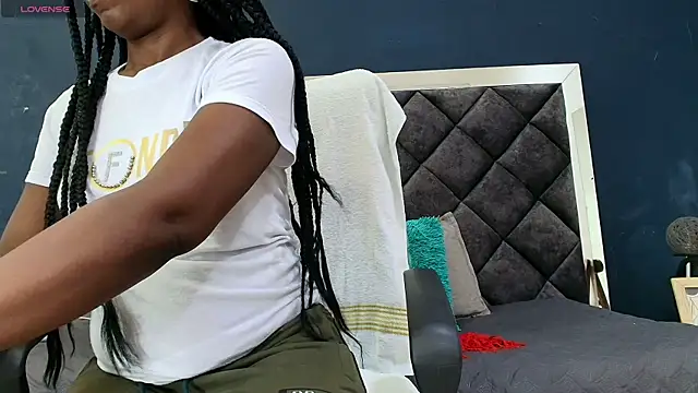 Snapshot of ebony__jheim chatting on 09.26.25 ebony jheim online show from 09.26.25