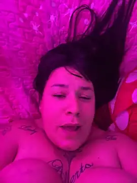 Snapshot of valen1891 chatting on 11.04.25 valen1891 online show from 11.04.25