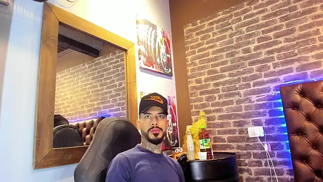 VinzenzRizzo online show from 10.28.25