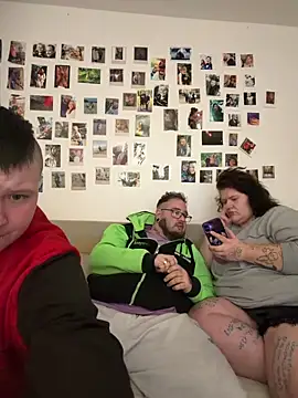 mrandmrsdarkside online show from 12.02.25