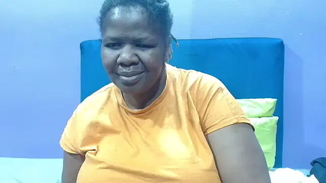 NaughtyChubbyZoe online show from 09.16.25