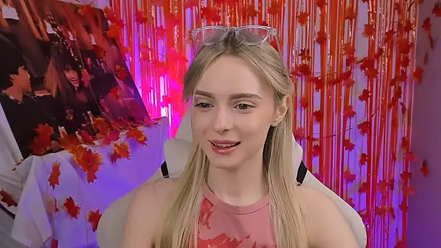 JuliaBrewwer online show from 11.21.25