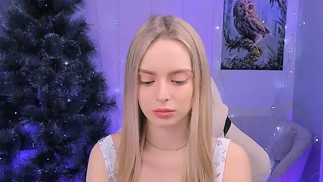 JuliaBrewwer online show from 12.17.25