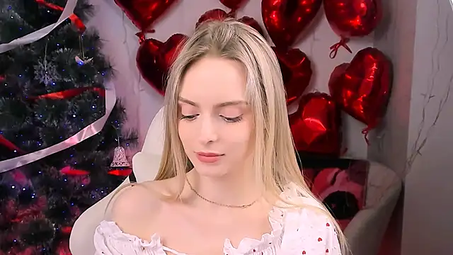 JuliaBrewwer online show from 02.13.26