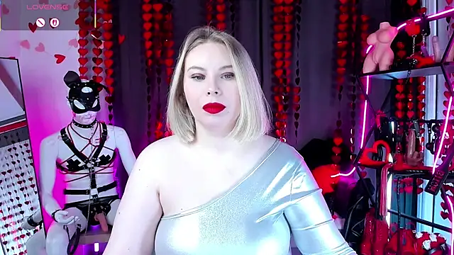 Snapshot of Anna_Maxwell chatting on 02.11.26 Anna Maxwell online show from 02.11.26