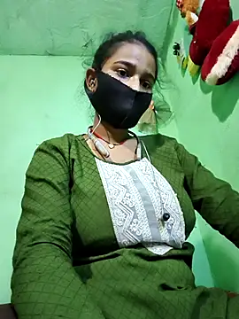 Snapshot of PIHU999 chatting on 11.07.25 PIHU999 online show from 11.07.25