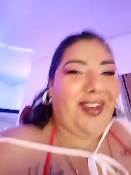 Snapshot of AndreaKinky chatting on 11.07.25 AndreaKinky online show from 11.07.25