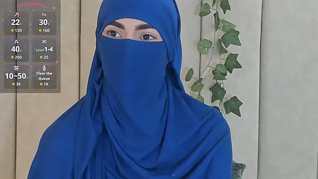 Snapshot of _Zahiira_ chatting on 10.04.25 Zahiira online show from 10.04.25