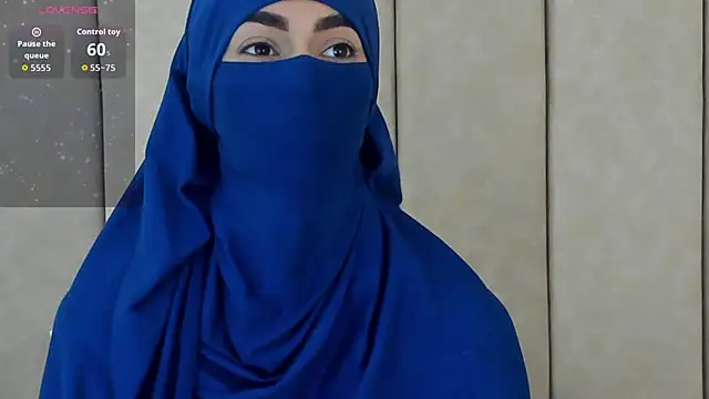 Snapshot of _Zahiira_ chatting on 10.13.25 Zahiira online show from 10.13.25