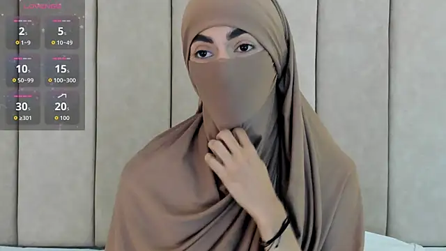 Snapshot of _Zahiira_ chatting on 10.22.25 Zahiira online show from 10.22.25