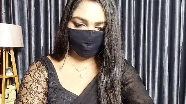 Snapshot of Webrowncouple chatting on 10.11.25 Webrowncouple online show from 10.11.25