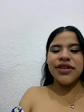 Snapshot of Aisha_poweer chatting on 10.11.25 Aisha poweer online show from 10.11.25