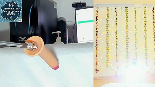 Snapshot of Kitty__Rose__ chatting on 05.16.26 Kitty Rose online show from 05.16.26