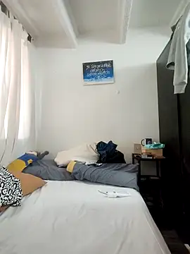 Snapshot of SanChacal5694 chatting on 10.19.25 SanChacal5694 online show from 10.19.25