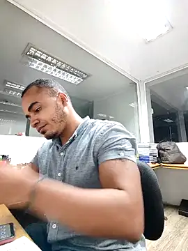 Snapshot of SanChacal5694 chatting on 10.21.25 SanChacal5694 online show from 10.21.25