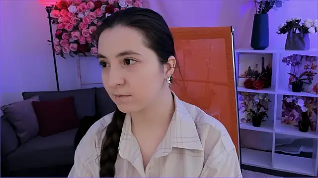 Snapshot of VirtuallVoyant chatting on 02.05.26 VirtuallVoyant online show from 02.05.26