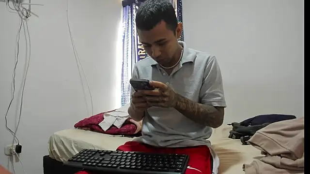  Logan Colton  online show from 12.19.25