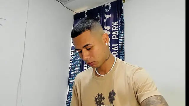  Logan Colton  online show from 01.09.26