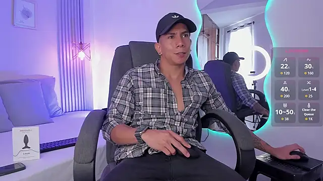 Snapshot of j_deex chatting on 10.16.25 j deex online show from 10.16.25