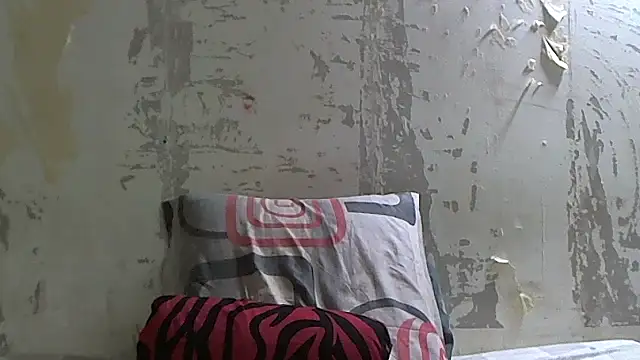 Snapshot of Mercy_Browny chatting on 10.18.25 Mercy Browny online show from 10.18.25