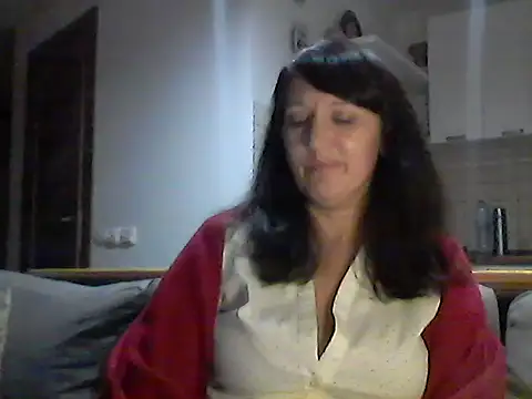 Snapshot of Elena48324 chatting on 11.03.25 Elena48324 online show from 11.03.25