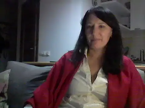 Snapshot of Elena48324 chatting on 11.05.25 Elena48324 online show from 11.05.25