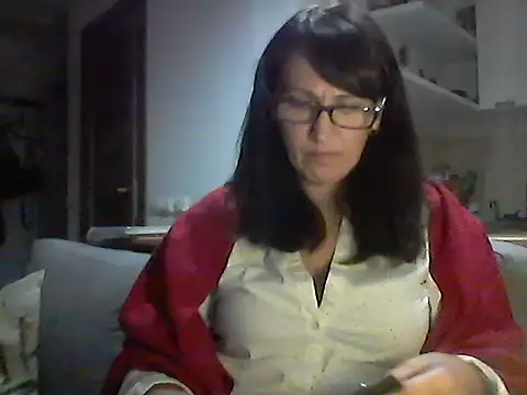 Snapshot of Elena48324 chatting on 11.06.25 Elena48324 online show from 11.06.25