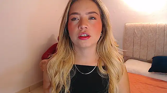 Snapshot of _Tiffany1 chatting on 02.01.26 Tiffany1 online show from 02.01.26