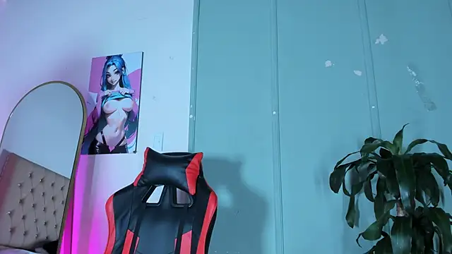 Zafiro  Brown online show from 11.06.25