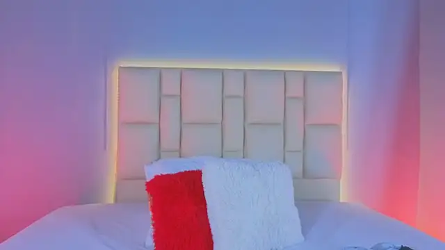 Zafiro  Brown online show from 12.01.25