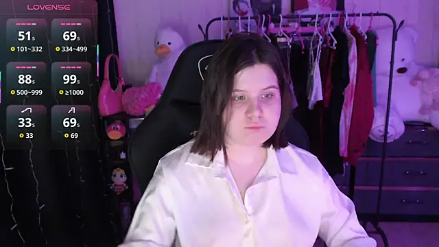 AmyVibess online show from 04.18.26