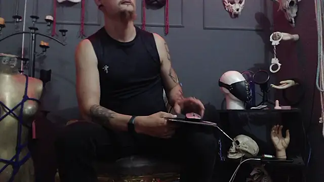 Snapshot of zain_kreigger chatting on 03.24.26 zain kreigger online show from 03.24.26