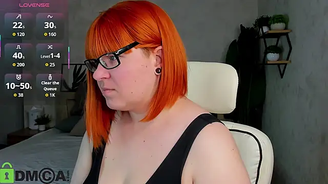 Snapshot of Michelle_Wilsson chatting on 10.09.25 Michelle Wilsson online show from 10.09.25