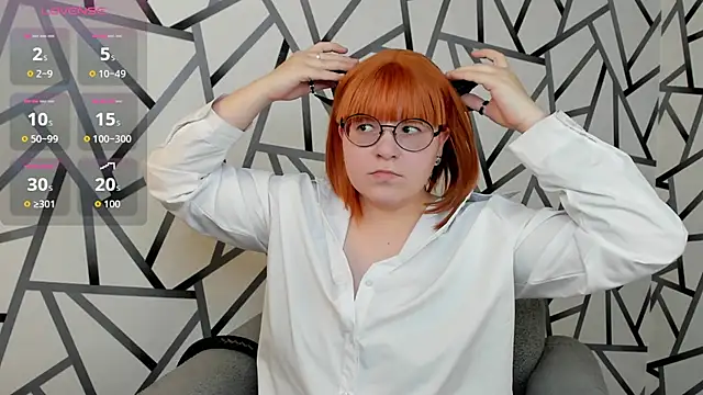 Snapshot of Michelle_Wilsson chatting on 10.21.25 Michelle Wilsson online show from 10.21.25