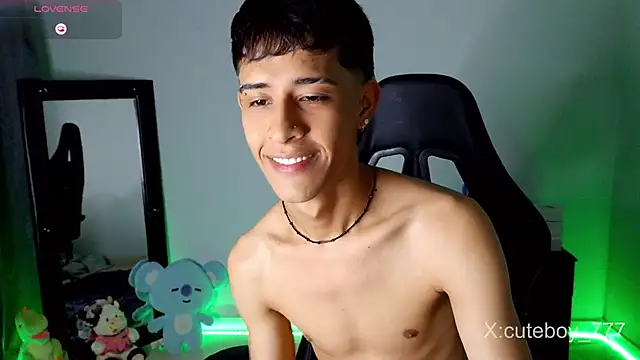 Danny cute 05 online show from 11.29.25