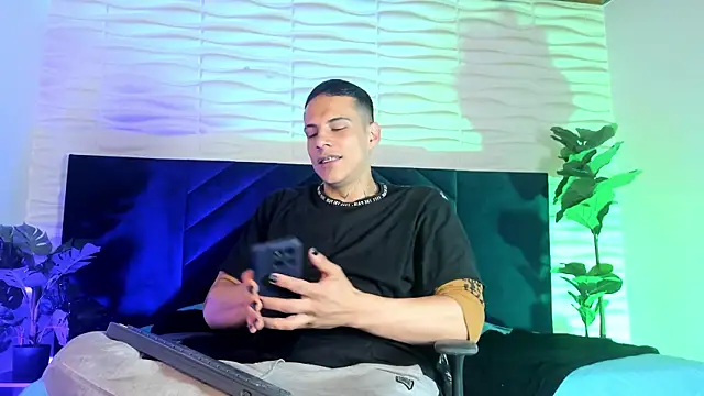 Dustin Sonne online show from 04.02.26