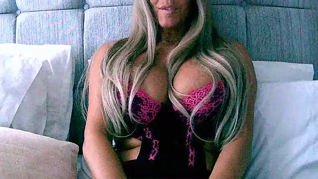 TheShyOne online show from 09.25.25