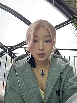 winter11 online show from 04.06.26