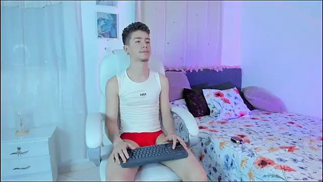 ThiagooJames online show from 10.30.25