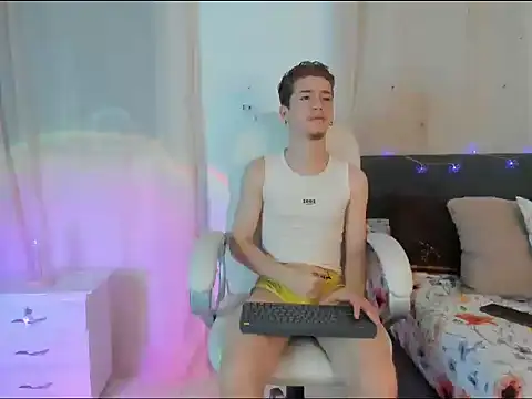 Snapshot of ThiagooJames chatting on 01.17.26 ThiagooJames online show from 01.17.26