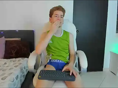 Snapshot of ThiagooJames chatting on 02.21.26 ThiagooJames online show from 02.21.26