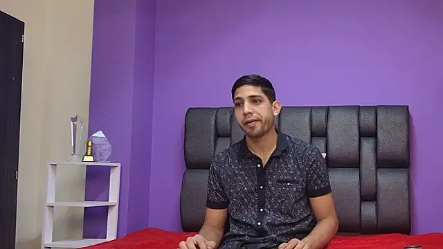 Snapshot of ashtoncooperr chatting on 09.25.25 ashtoncooperr online show from 09.25.25