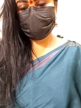 honey-flower online show from 10.25.25